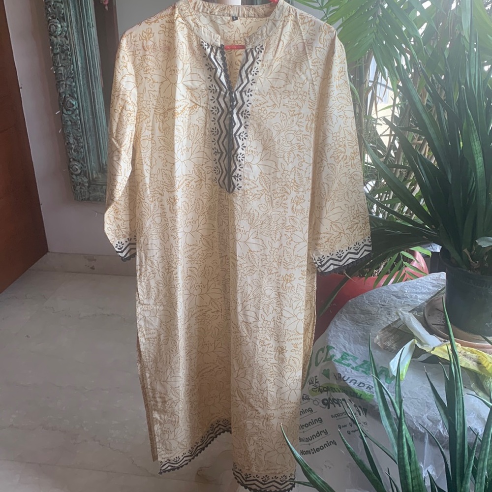 SUMMER READY: lightweight beige cotton kurta. 3/4 sleeves. nehru collar - Picture 1 of 4